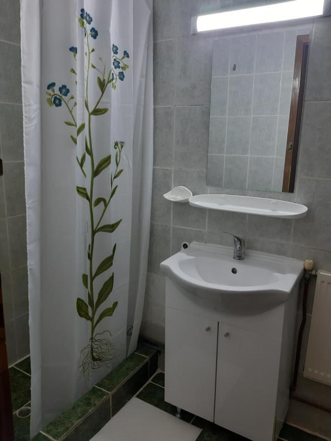 Casablanca Hostel Craiova Luaran gambar