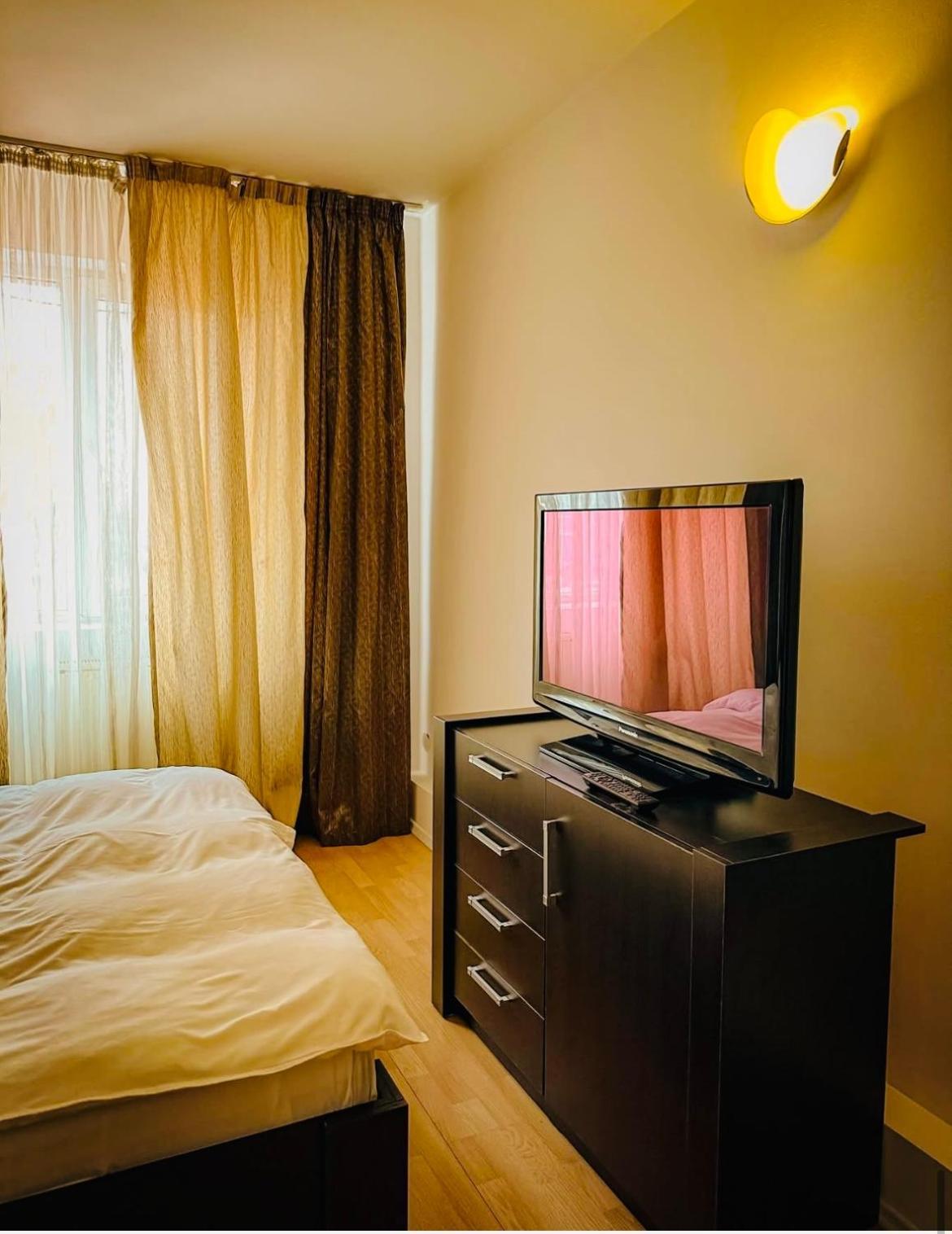 Casablanca Hostel Craiova Luaran gambar